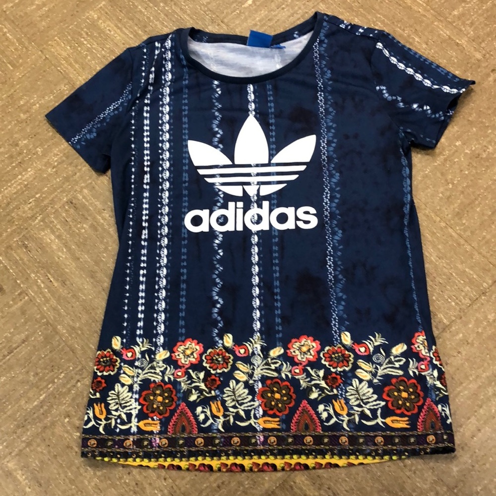 Adidas Navy Floral Boho Trefoil Logo TShirt Sz XS